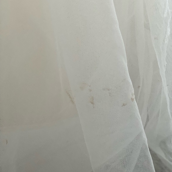 STUNNING IVORY TULLE LACE CORSET PEARL FLORAL TULLE BALLGOWN WEDDING DRESS SZ 6 - Picture 13 of 16